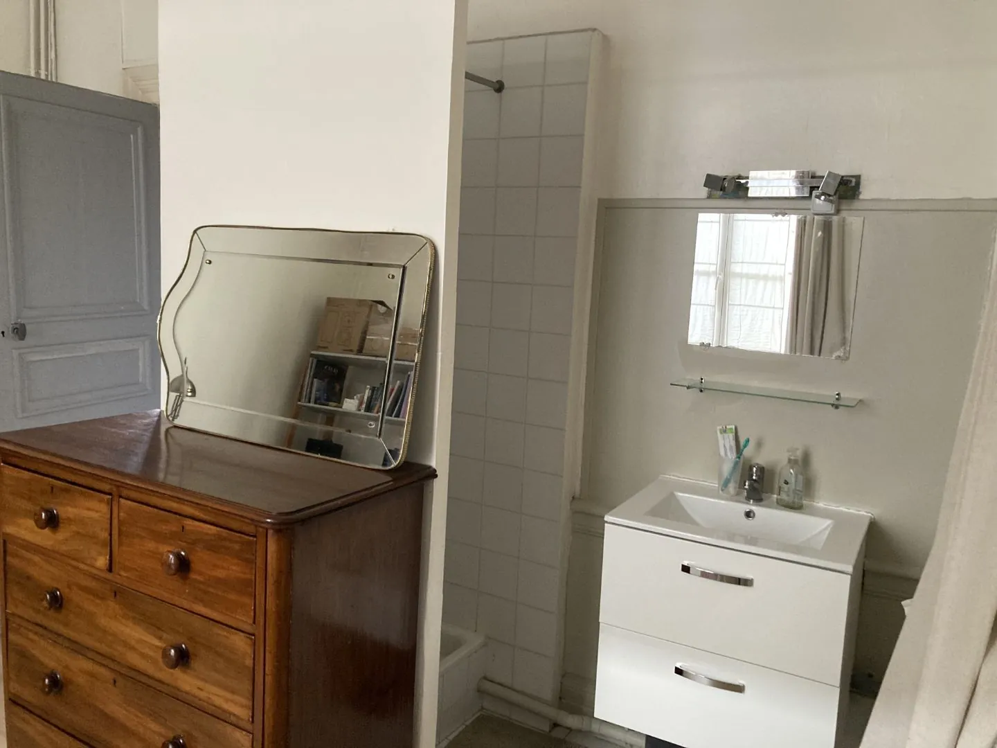 Paris - Studio de 35m² meublé - Calme & Fonctionnel